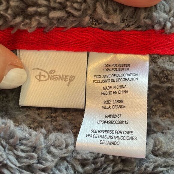 Disney “There’s Only One Minnie” gray fake fur sweatshirt - Picture 7 of 8